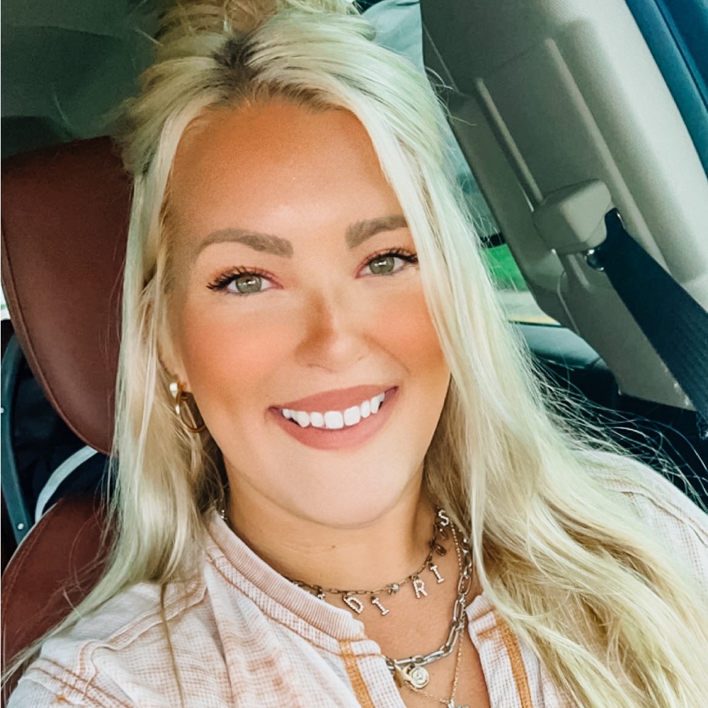 Meet your Posher, Mckayla